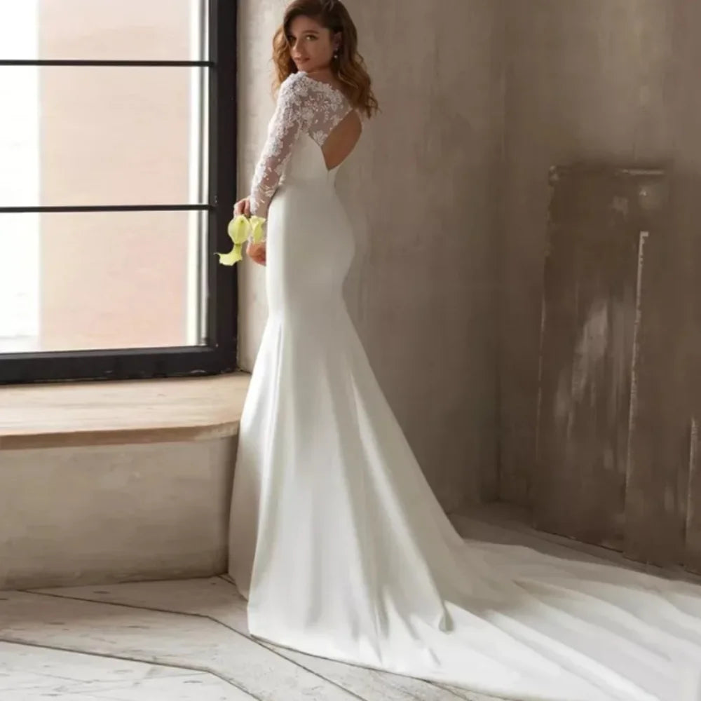 Cinessd 2024 Luxury Arabic Mermaid Wedding Dress Dubai Sparkly Crystals Long Sleeves Bridal Gowns Court Train Satin Skirt robe de mariee