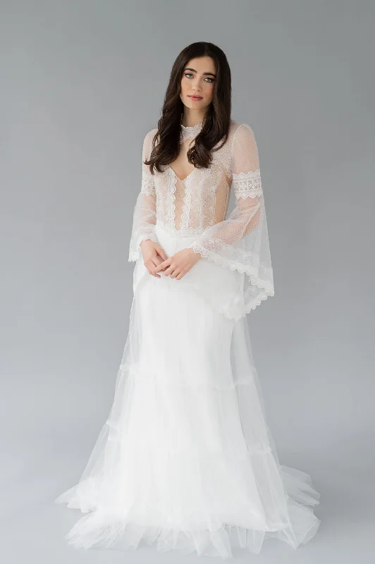 CASSIE Off the Rack Wedding Dress Sale