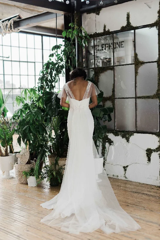 DAWN Off the Rack Wedding Dress