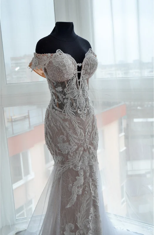 Ivory wedding dress Off shoulder gown