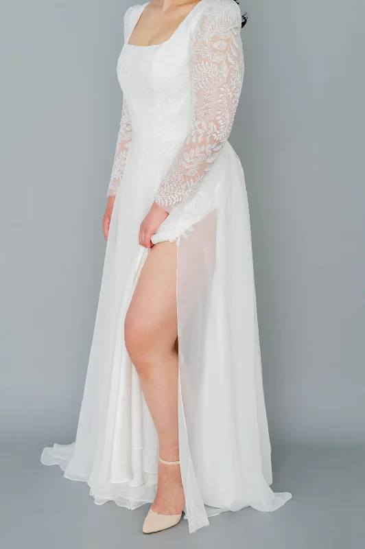 LINDA Off the Rack Wedding Dress