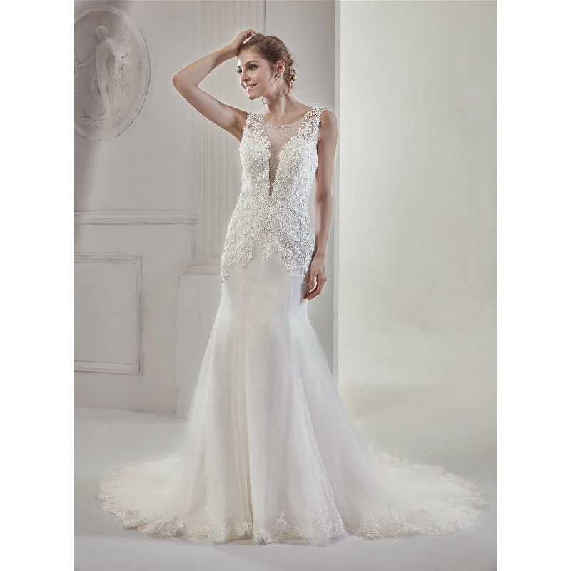Plunging V Lace Applique Mermaid Wedding Dress