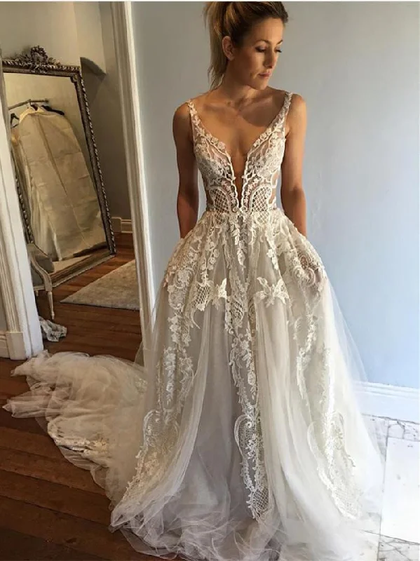 Sexy Tulle Spaghetti Straps Neckline Chapel Train A-line Wedding Dresses WD125
