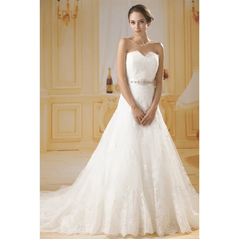 Sweetheart Floral Applique Lace A-line Wedding Dress