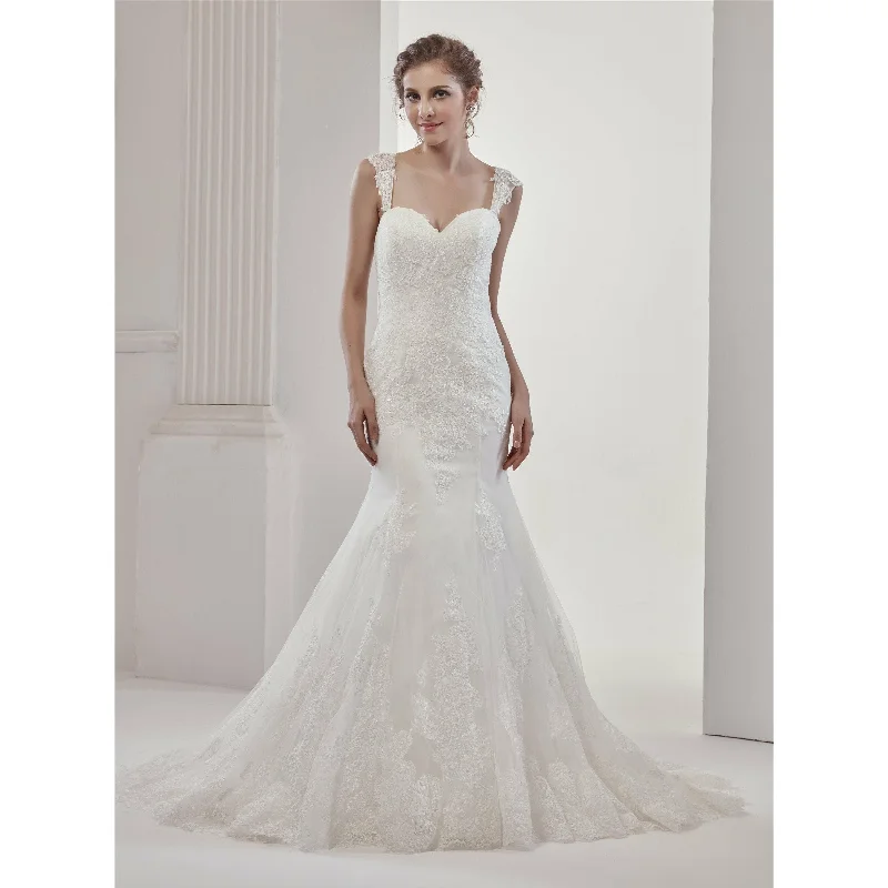 Sweetheart Chantilly Lace Mermaid Wedding Dress