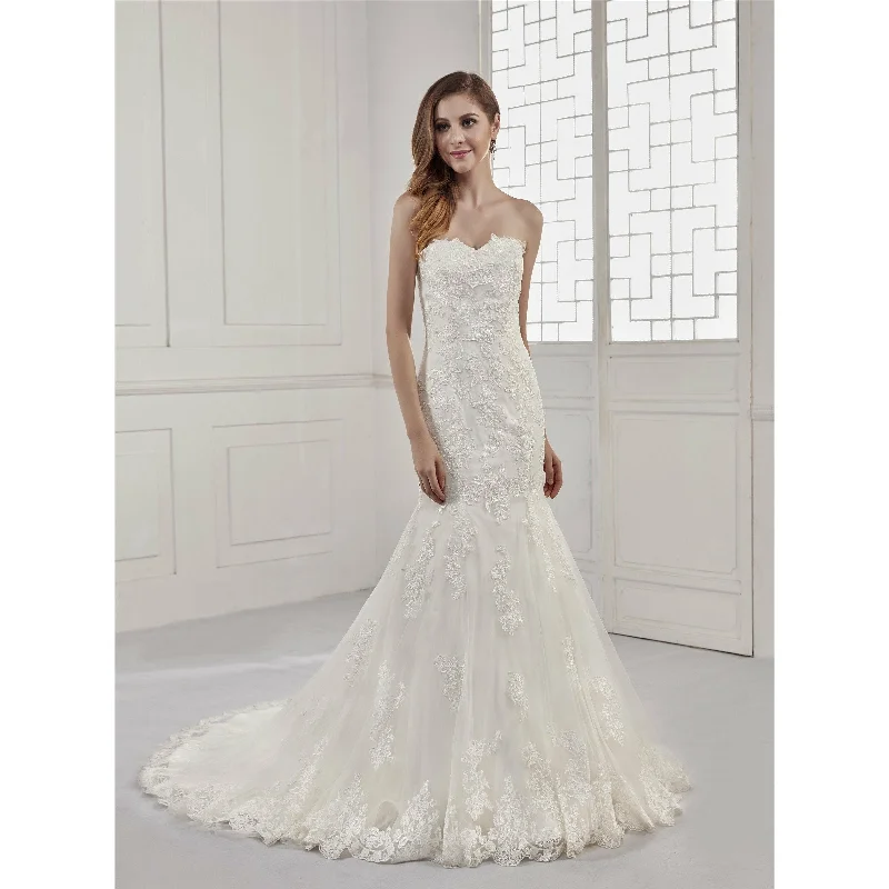 Sweetheart Floral Applique Mermaid Wedding Dress