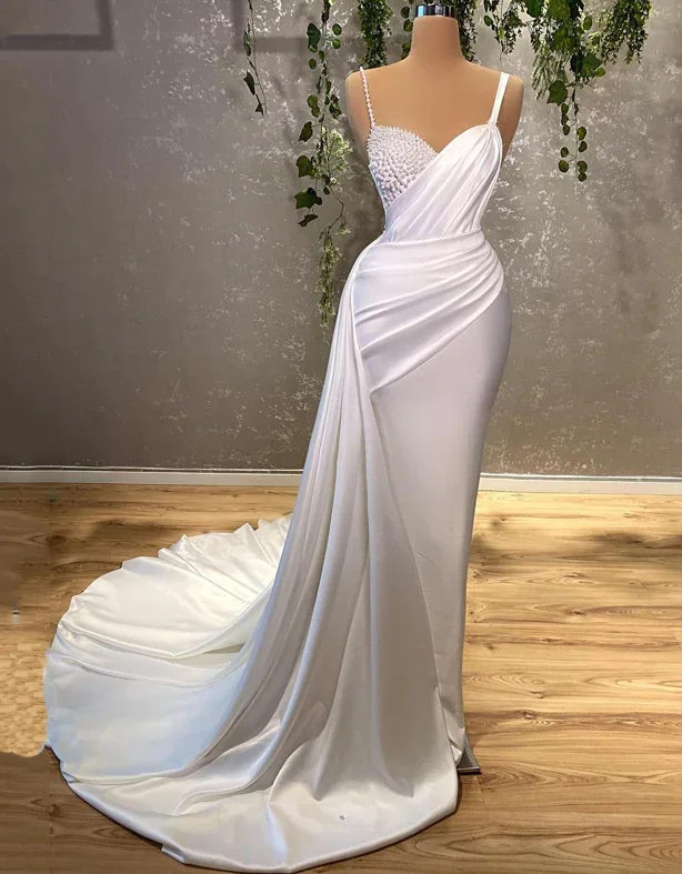 Wedding Dresses For Women Charming Sleeveless Pearls Bride Dress White cc377