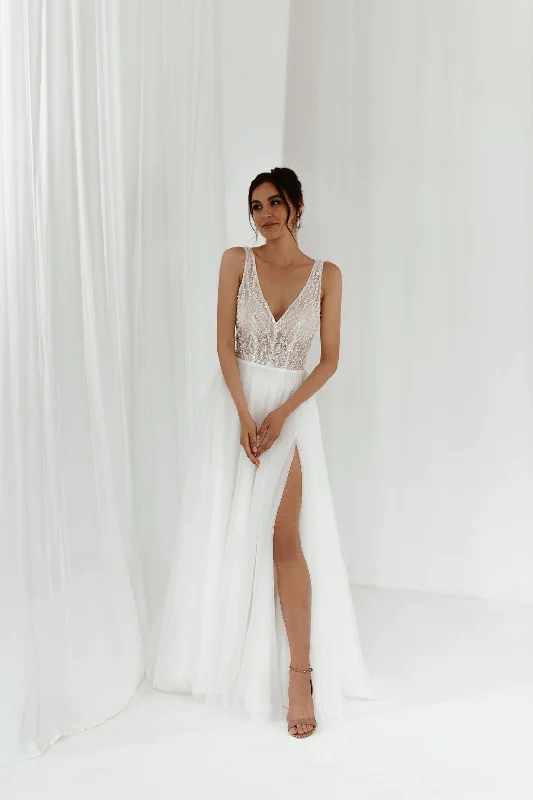 Zoe Sample Sale